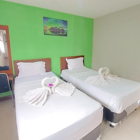 The Aurora By Makati Hotel Lembang Exterior foto